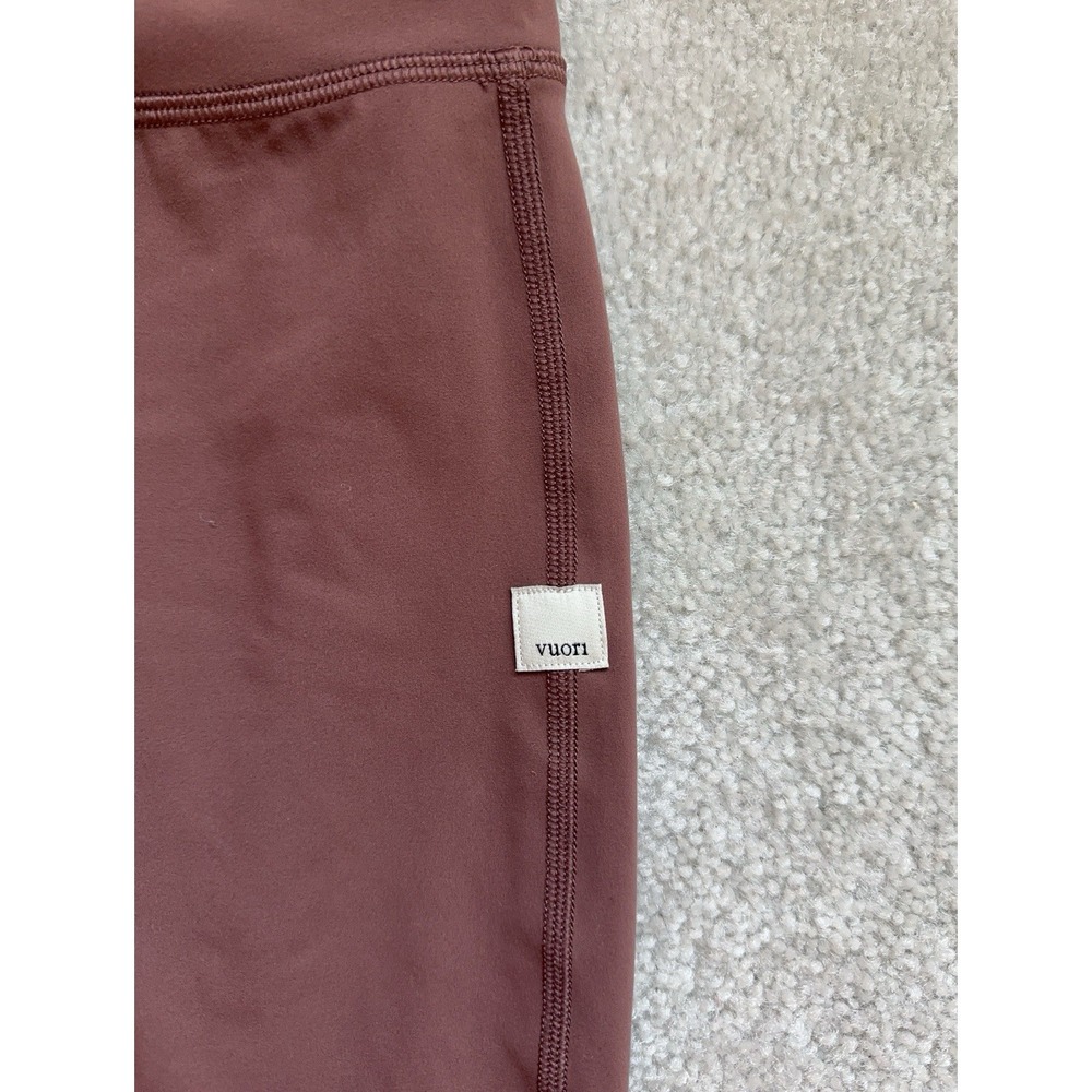 $98 Vuori Daily Leggings Size M In Rosewood - Picture 7 of 11